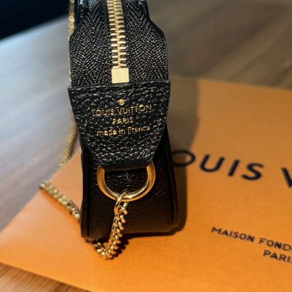 Louis Vuitton Bicolor Mini Pouchette BNWOT - Picture 2 of 5